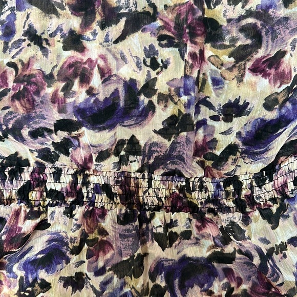 Susie Rose floral sheer top XL - Picture 4 of 5